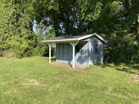 13580 Walnut St, Bath, MI 48808 photo 21
