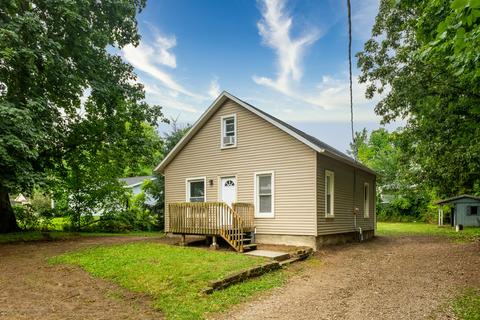 13580 Walnut St, Bath, MI 48808 photo 1