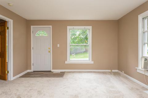 13580 Walnut St, Bath, MI 48808 photo 5