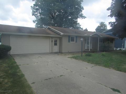 901 E Geneva Dr, Dewitt, MI 48820 photo 1