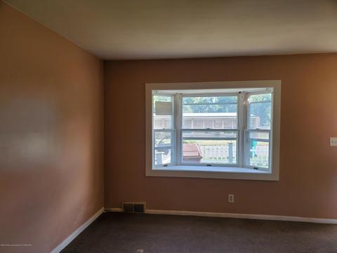 631 Maplehill Ave, Lansing, MI 48910 photo 10