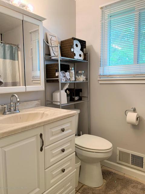 6100 Marscot Dr, Lansing, MI 48911 photo 25