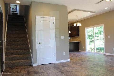 803 Starlight Way, Perry, MI 48872 photo 6
