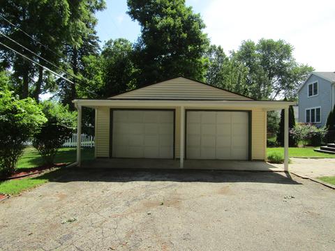 503 E Middle St, Williamston, MI 48895 photo 3