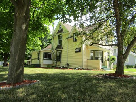 503 E Middle St, Williamston, MI 48895 photo 4