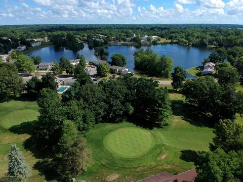 2020 Blue Lac Dr, Haslett, MI 48840 photo 2