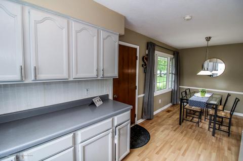 5844 Green Rd, Haslett, MI 48840 photo 23