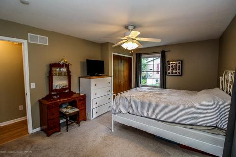 5844 Green Rd, Haslett, MI 48840 photo 28