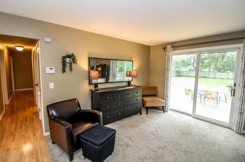 5844 Green Rd, Haslett, MI 48840 photo 13
