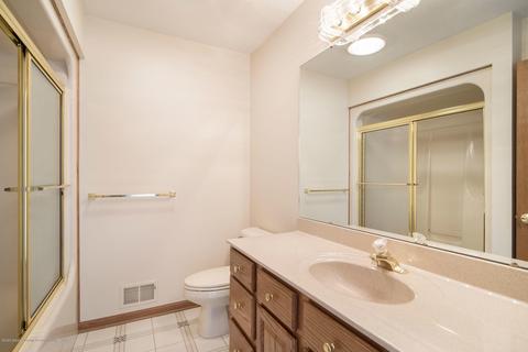 3310 E Broadmoor Dr, Lansing, MI 48906 photo 7
