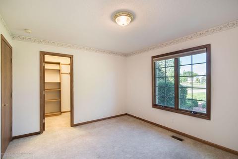 3310 E Broadmoor Dr, Lansing, MI 48906 photo 6