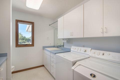 3310 E Broadmoor Dr, Lansing, MI 48906 photo 15