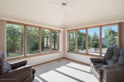 3310 E Broadmoor Dr, Lansing, MI 48906 photo 16