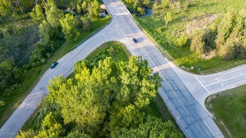 9911 Stoll Rd, Haslett, MI 48840 photo 18