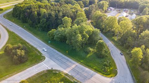 9911 Stoll Rd, Haslett, MI 48840 photo 11