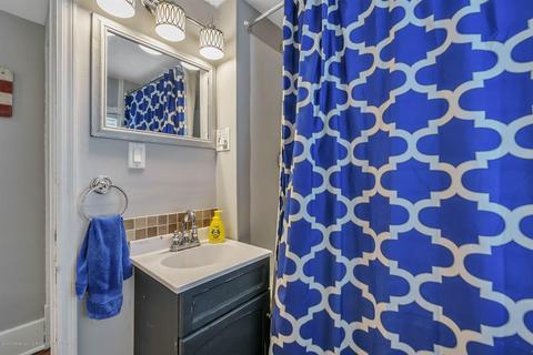 1633 Herbert St, Lansing, MI 48910 photo 24