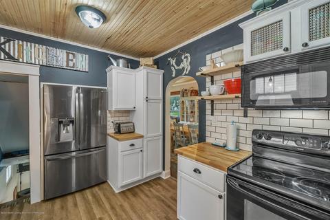 1633 Herbert St, Lansing, MI 48910 photo 14