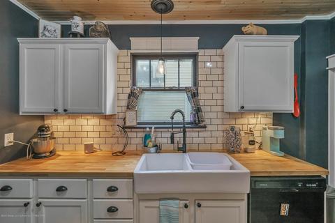 1633 Herbert St, Lansing, MI 48910 photo 11