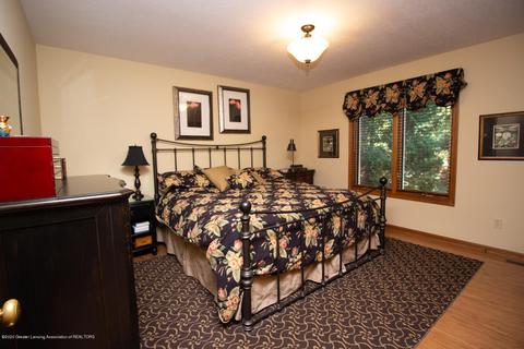 5524 Strawberry Ln, Haslett, MI 48840 photo 20