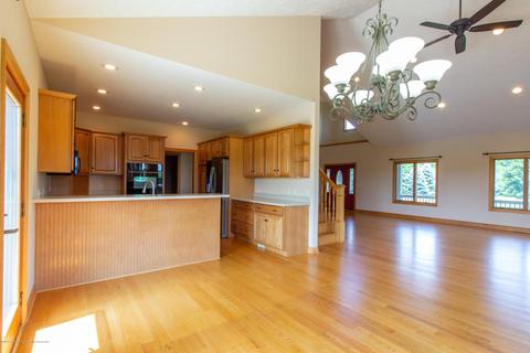 2583 Harper Rd, Mason, MI 48854 photo 9