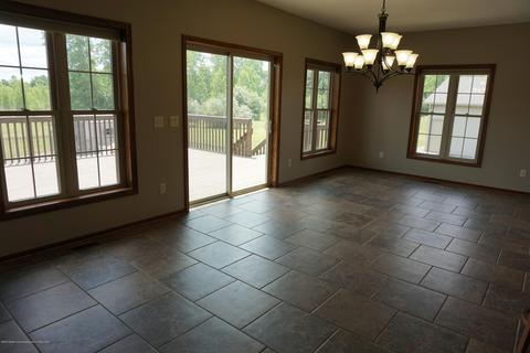 6415 Red Fox Ln, Perry, MI 48872 photo 13