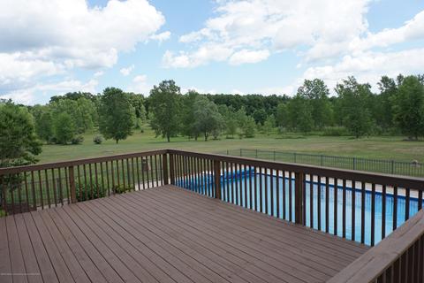 6415 Red Fox Ln, Perry, MI 48872 photo 12