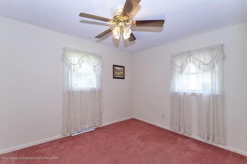 706 Turner St, Dewitt, MI 48820 photo 9
