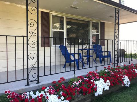 721 Robins Rd, Lansing, MI 48917 photo 3