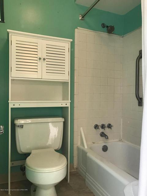 721 Robins Rd, Lansing, MI 48917 photo 23