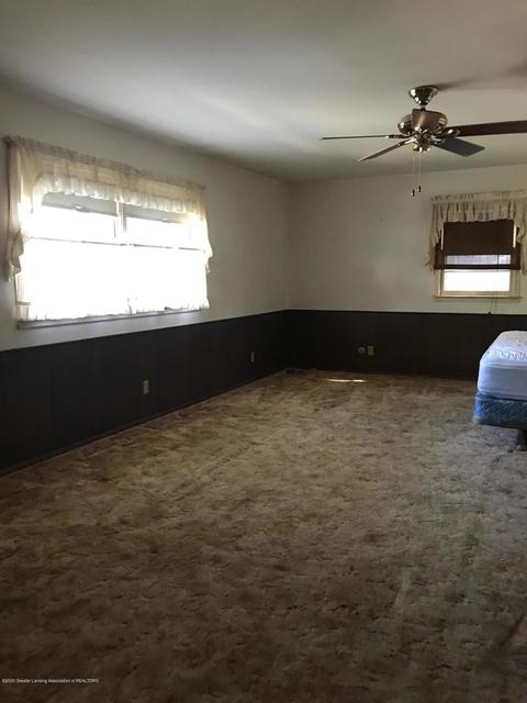 721 Robins Rd, Lansing, MI 48917 photo 15