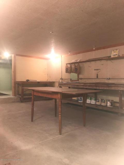 721 Robins Rd, Lansing, MI 48917 photo 40