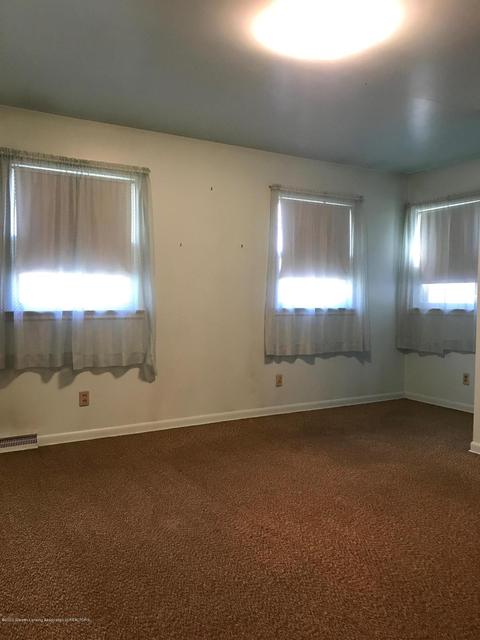 721 Robins Rd, Lansing, MI 48917 photo 27