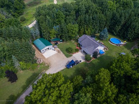 11160 W Maple Rapids Rd, Fowler, MI 48835 photo 1