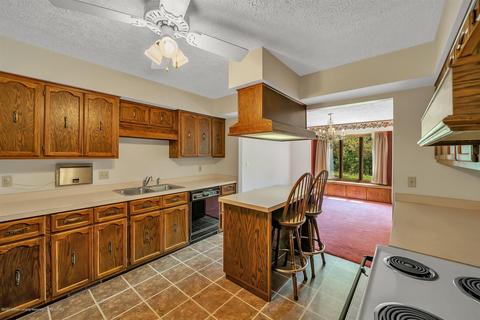 8250 Loomis Rd, Dewitt, MI 48820 photo 13