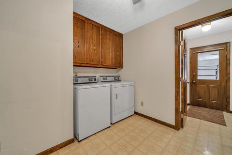 8250 Loomis Rd, Dewitt, MI 48820 photo 18