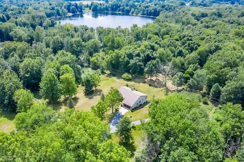 8250 Loomis Rd, Dewitt, MI 48820 photo 3
