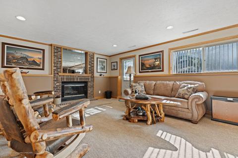 8402 S Loomis Rd, Dewitt, MI 48820 photo 11