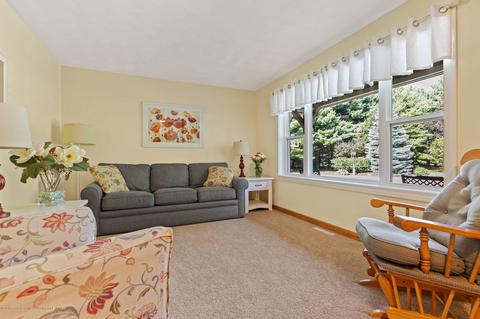 8402 S Loomis Rd, Dewitt, MI 48820 photo 5