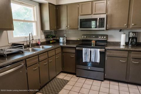 313 S Dibble Blvd, Lansing, MI 48917 photo 10