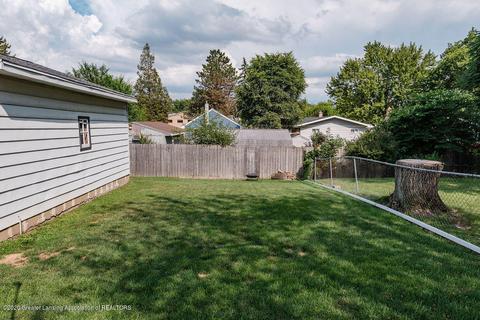 313 S Dibble Blvd, Lansing, MI 48917 photo 6