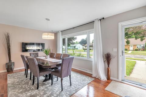 4525 Devonshire Ave, Lansing, MI 48910 photo 7