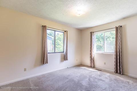 2836 Forest Rd, Lansing, MI 48910 photo 11