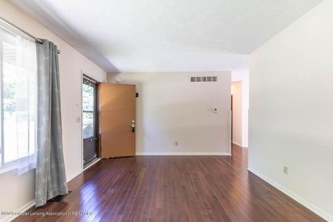 2836 Forest Rd, Lansing, MI 48910 photo 8