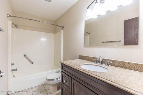 2836 Forest Rd, Lansing, MI 48910 photo 17