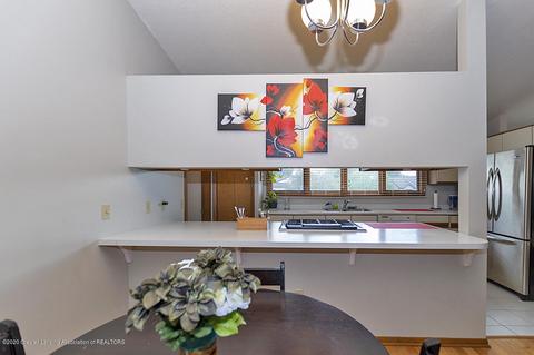 3912 E Sunwind Dr, Okemos, MI 48864 photo 7
