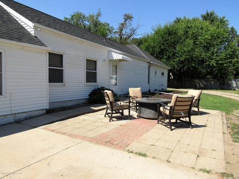 2391 E Grand River Ave, Williamston, MI 48895 photo 3