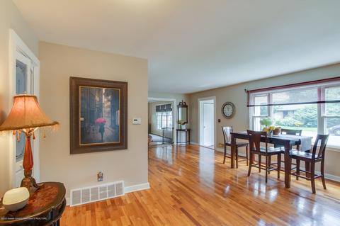 111 N Logan, Dewitt, MI 48820 photo 9