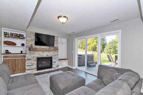 1230 Senna Trl, Dewitt, MI 48820 photo 3