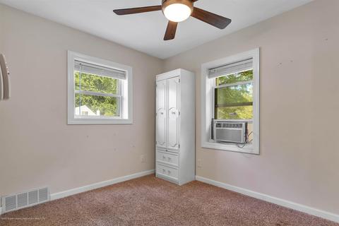 100 E Cavanaugh Rd, Lansing, MI 48910 photo 17