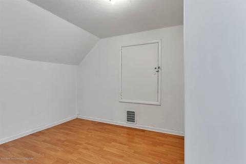 100 E Cavanaugh Rd, Lansing, MI 48910 photo 23